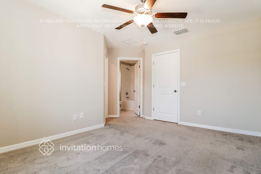 Building Photo - 8472 Druid Oaks Ln