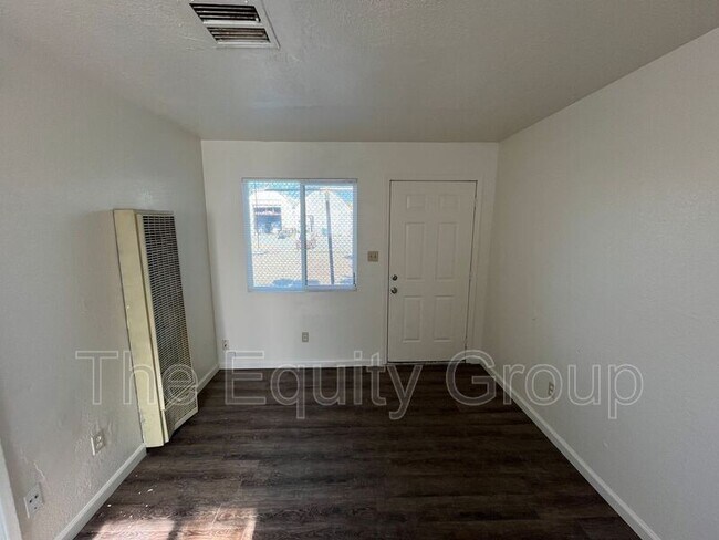 Building Photo - 9330 Rd 236