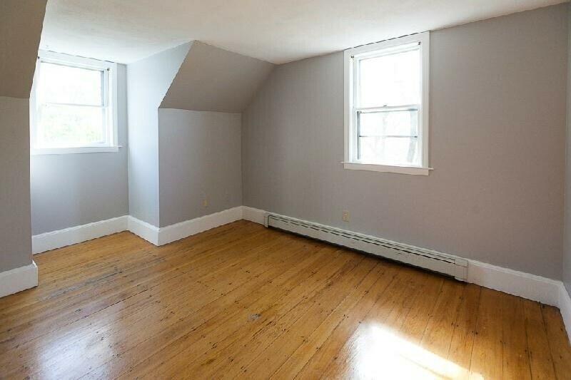 Building Photo - 47 Cornwall St