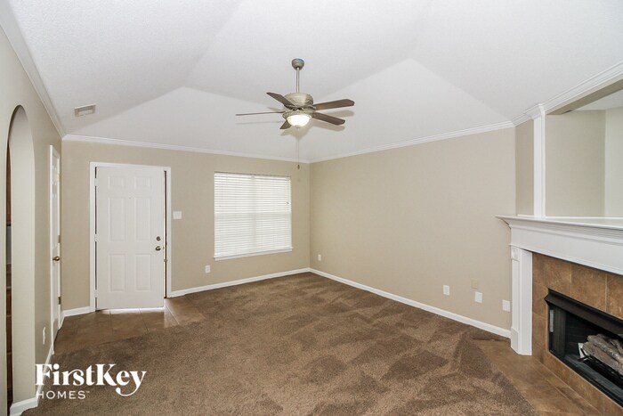 Building Photo - 10148 Cross Valley Dr