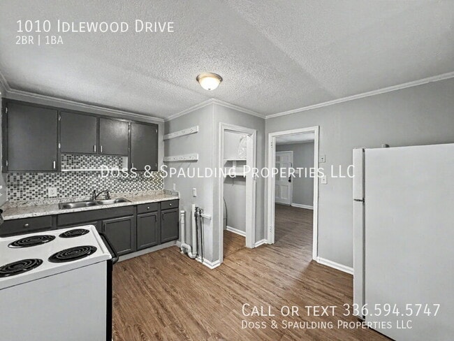 Building Photo - 1010 Idlewood Dr