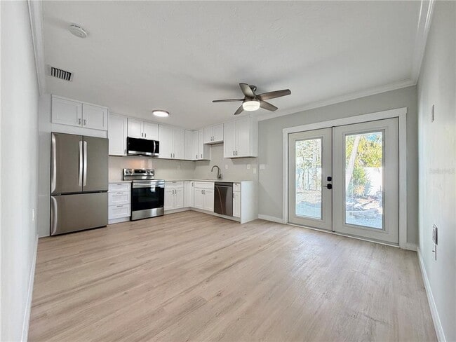 Building Photo - 13299 3rd St E