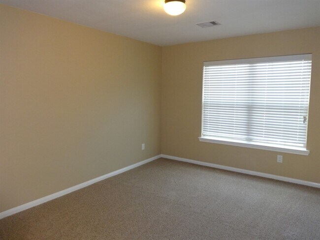 Building Photo - 5318 Rio Dr