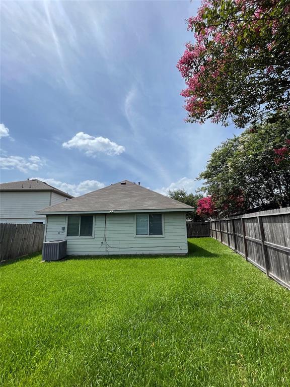 Building Photo - 4010 Bealey Ln