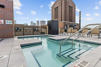 Building Photo - 608 N 3rd St
