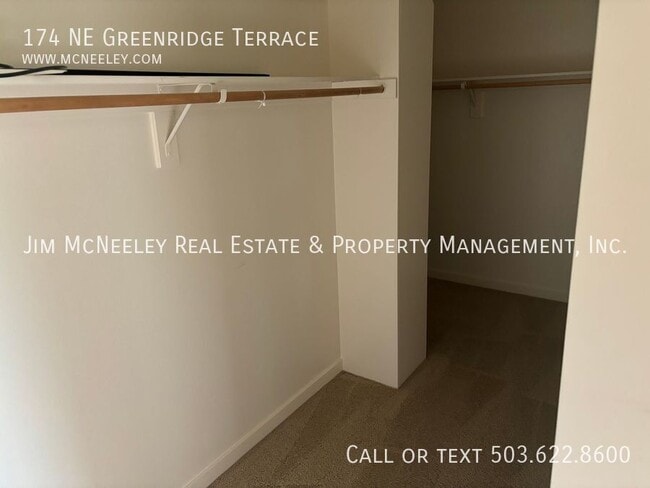 Building Photo - 174 NE Greenridge Terrace