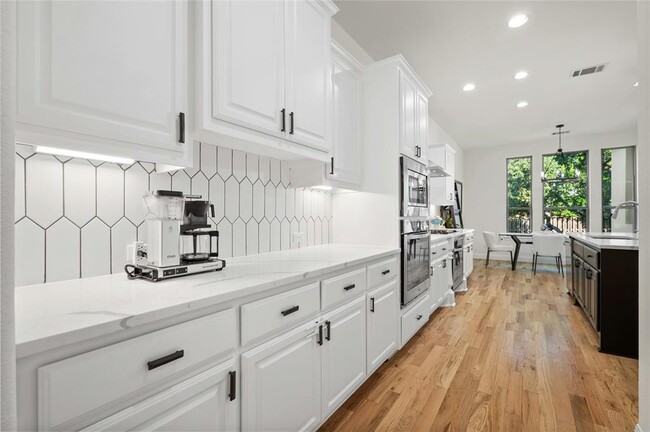 Building Photo - 17308 Wildrye Dr