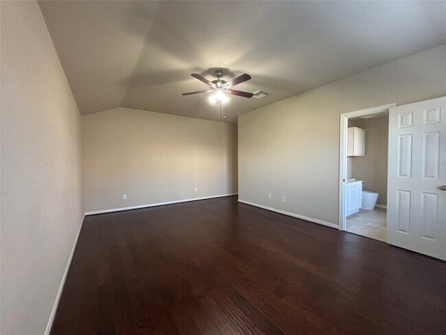 Building Photo - 2727 Chatford Hollow Ln