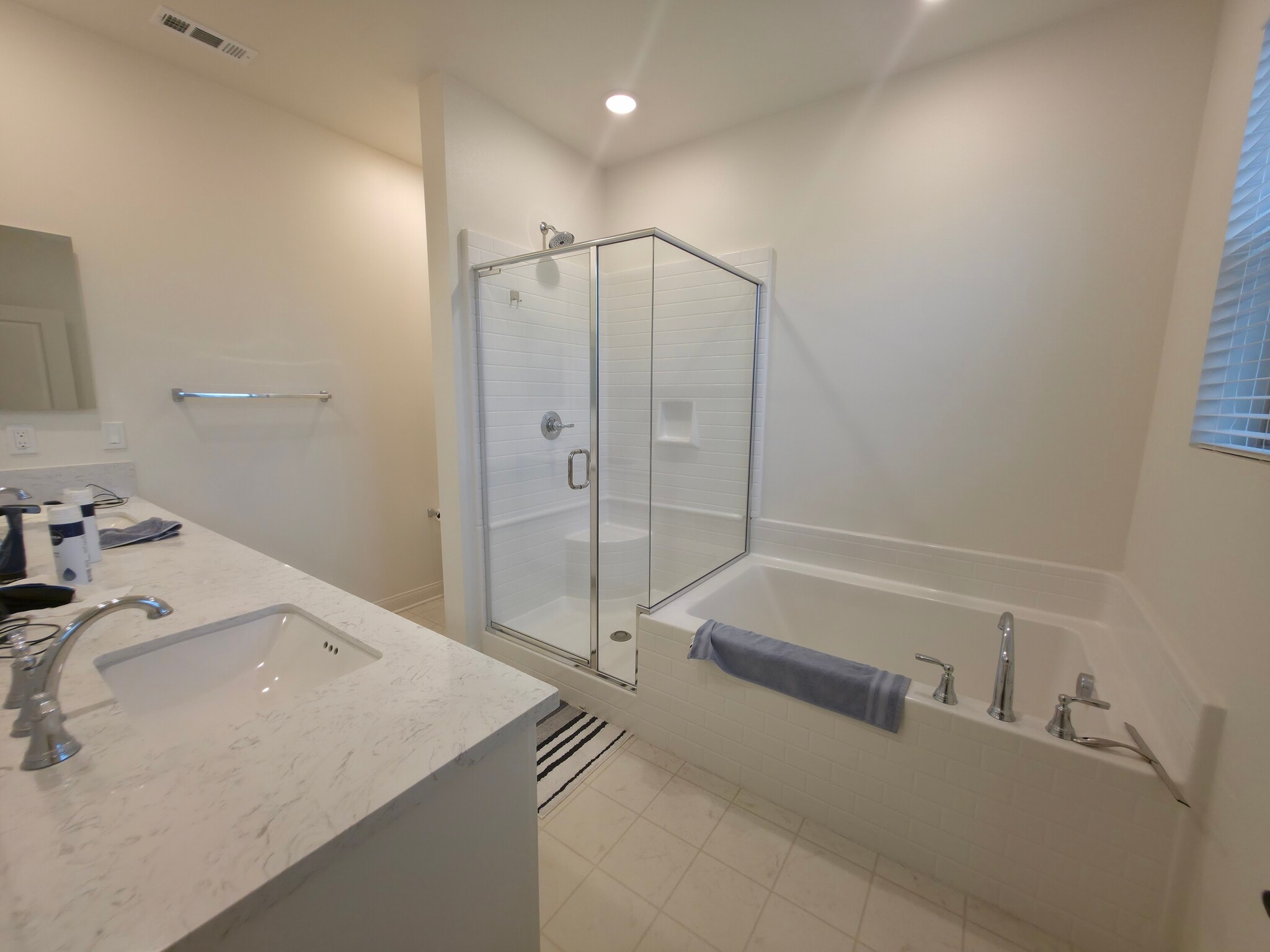 Building Photo - 12120 Blue Sky Ct