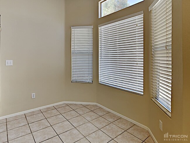 Building Photo - 2112 Raspberry Hill Rd