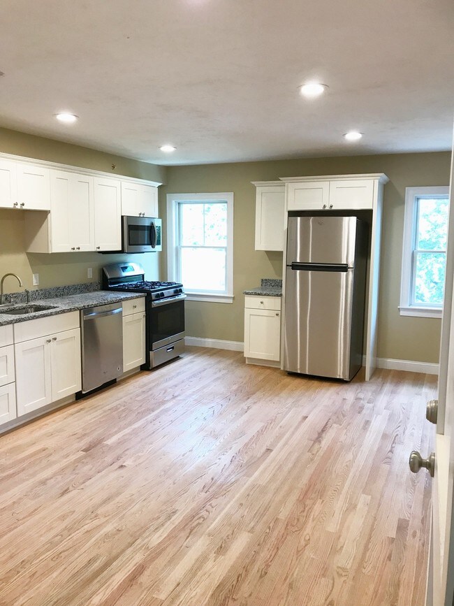 8 Mechanic 8 Mechanic St Foxboro MA 02035 Apartment Finder