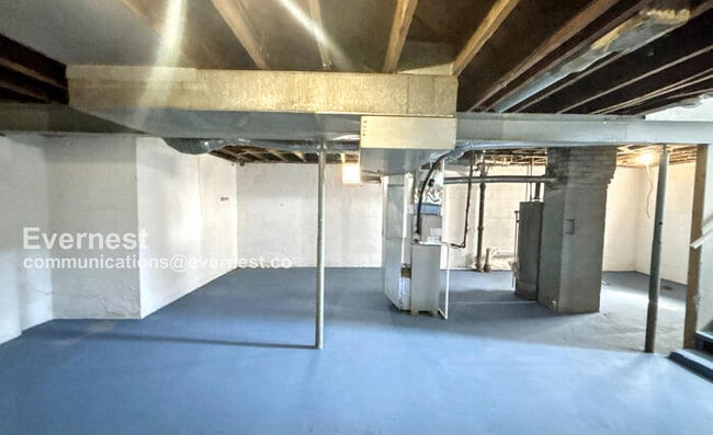 Building Photo - 1261 Hildreth Ave