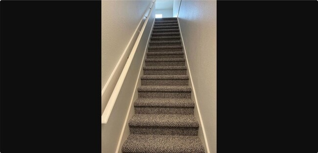 Building Photo - 1513 Golden Lake Loop