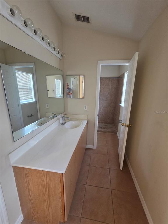 Building Photo - 9442 Water Fern Cir