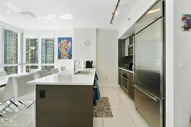 Building Photo - 55 SE 6th St