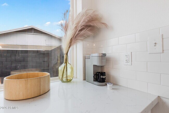 Building Photo - 2529 E Commonwealth Cir