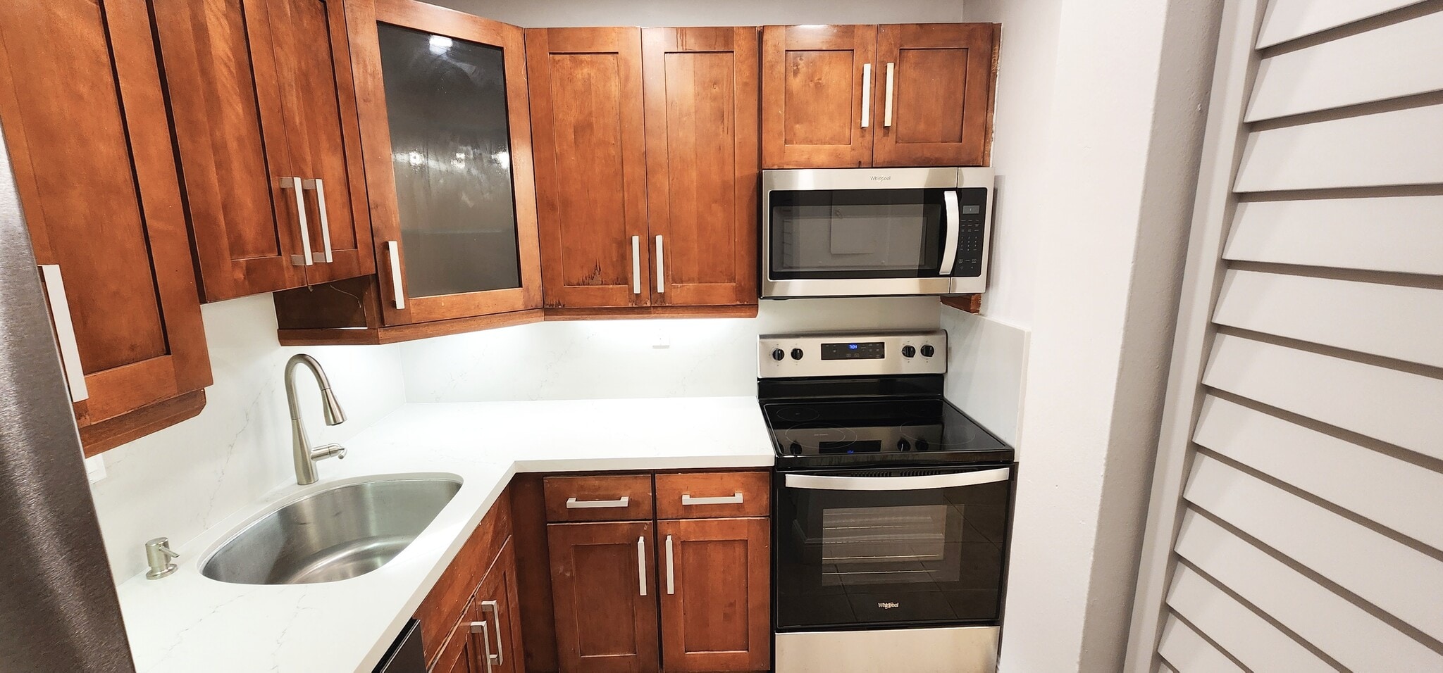 Kitchen - 10403 N Kendall Dr