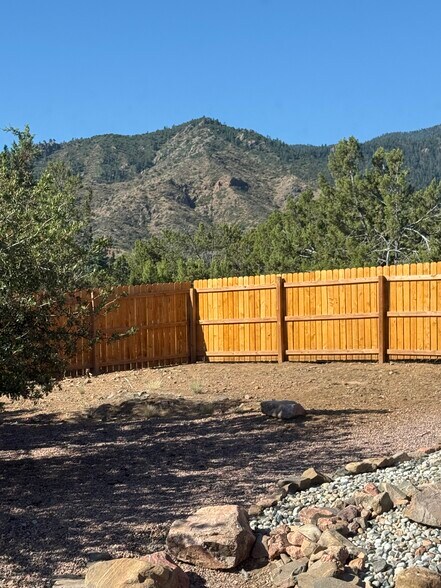 Building Photo - 48 Oak Leaf Ct