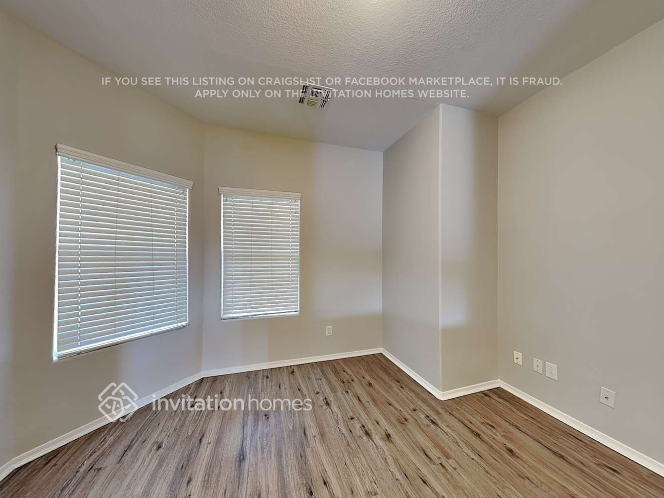 Building Photo - 3677 E Remington Dr