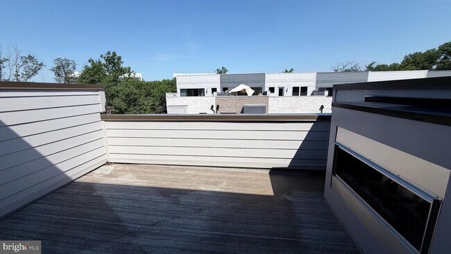 Building Photo - 12742 Verdant Wy