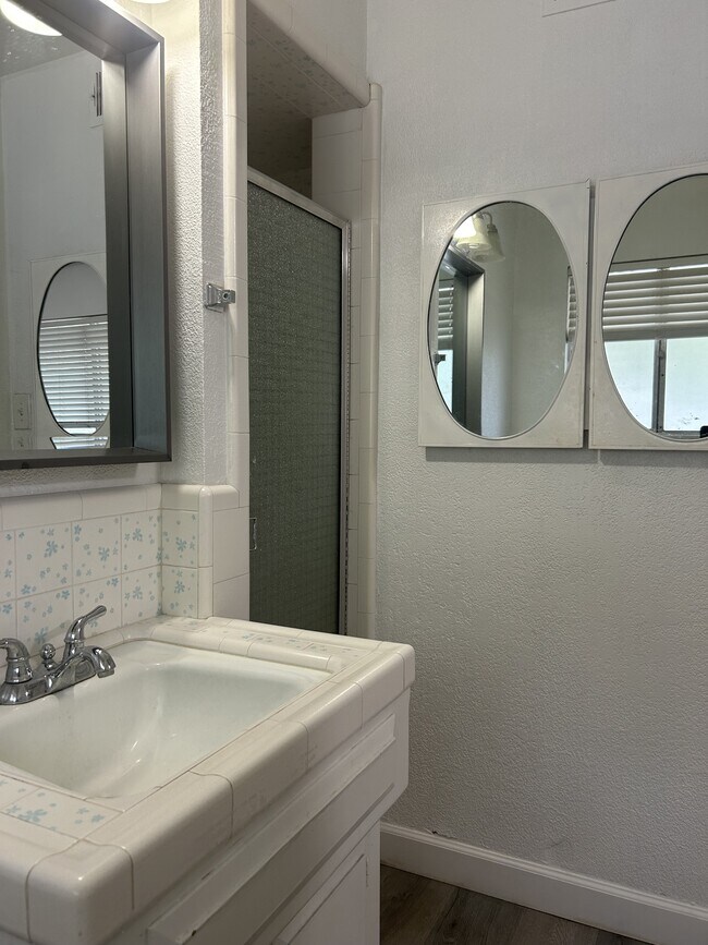 Building Photo - 1726 Idylwood Ct