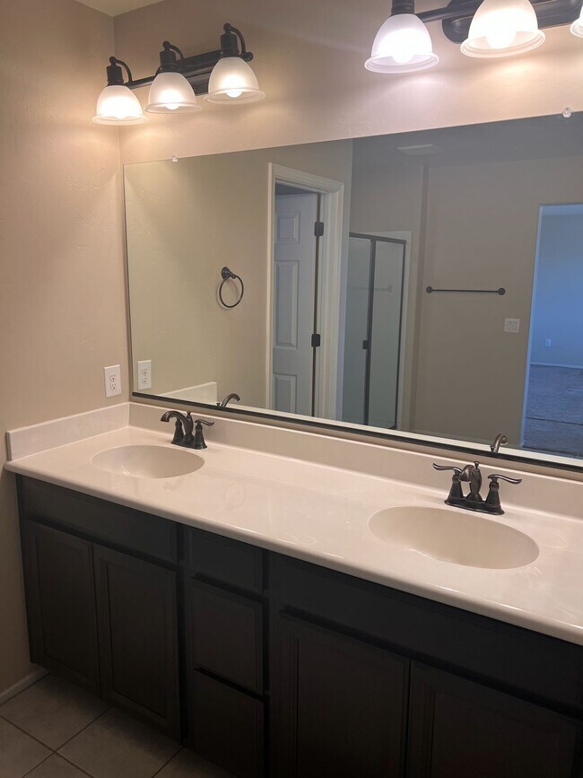 Building Photo - 16023 S Camino Casal