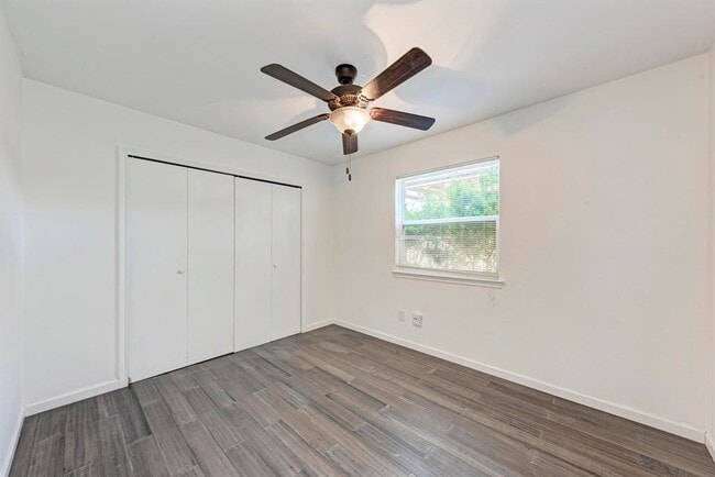 Building Photo - 8610 Croydon Loop