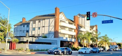 Building Photo - Resort-Style Coastal Studio with Pool, Jacuzzi & Rooftop