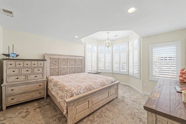 Building Photo - 2 S Coolidge Ave