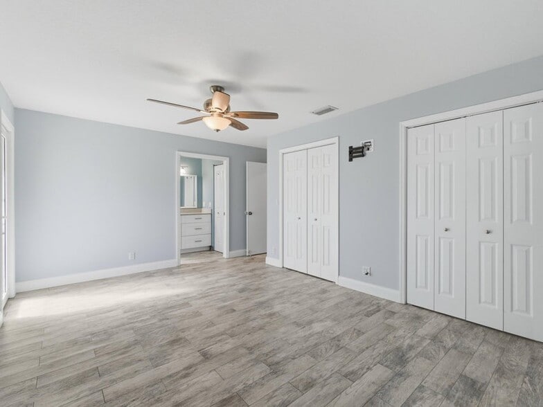 Building Photo - 270 High Point Blvd