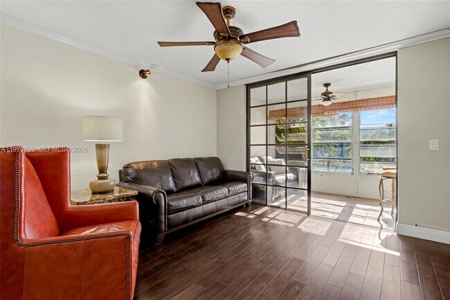 Building Photo - 6650 Royal Palm Blvd