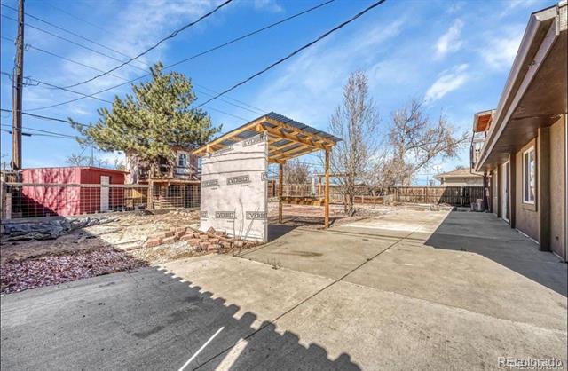 Building Photo - 7461 Webster St