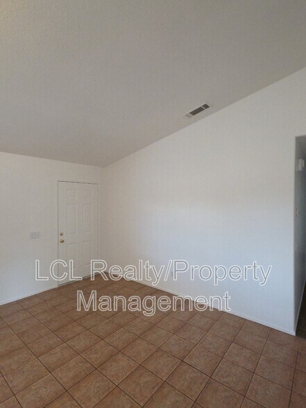 Building Photo - 22561 Forrest Rd