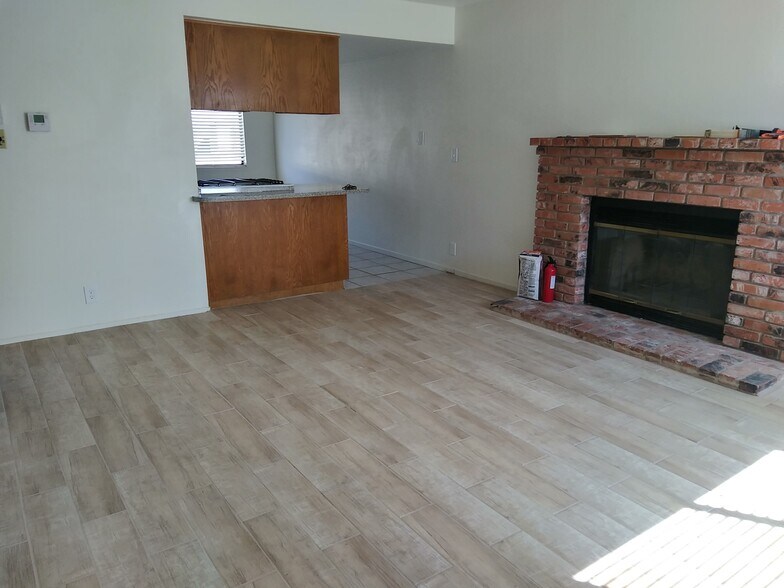 Living Room with fireplace - 437 S Sunset St