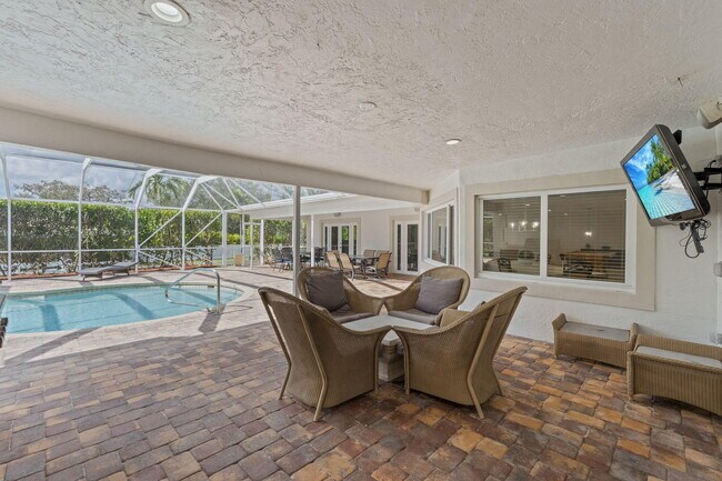 Building Photo - 7447 NW 82nd Terrace