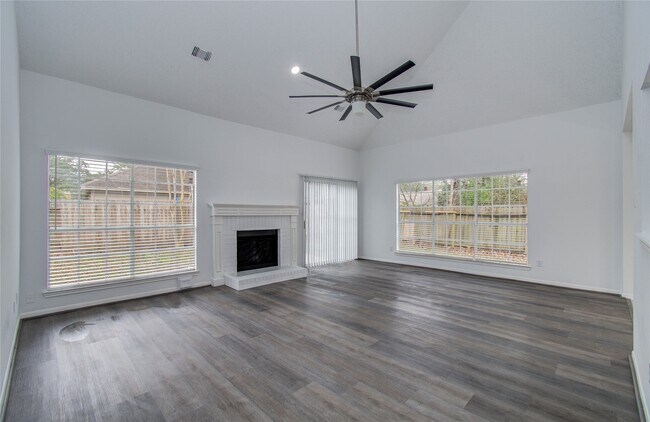 Building Photo - 2106 Spyglass Dr