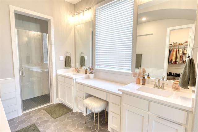 Building Photo - 861 Agave Dr