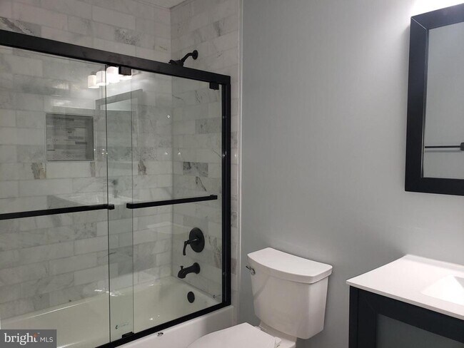 Building Photo - 11705 Summerchase Cir