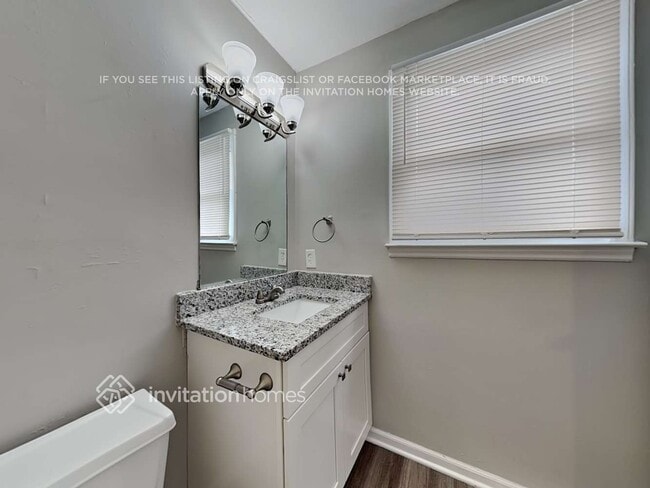 Building Photo - 208 Ferncliff Dr