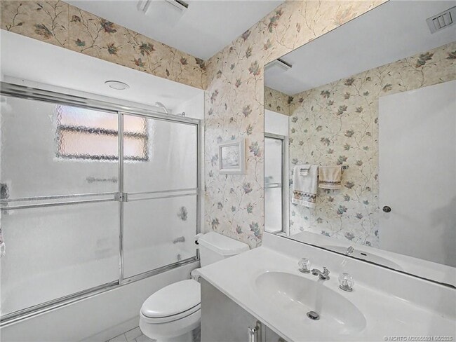 Building Photo - 3382 SW Bobalink Way