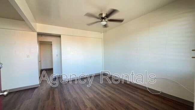 Building Photo - 1438 Liliha St