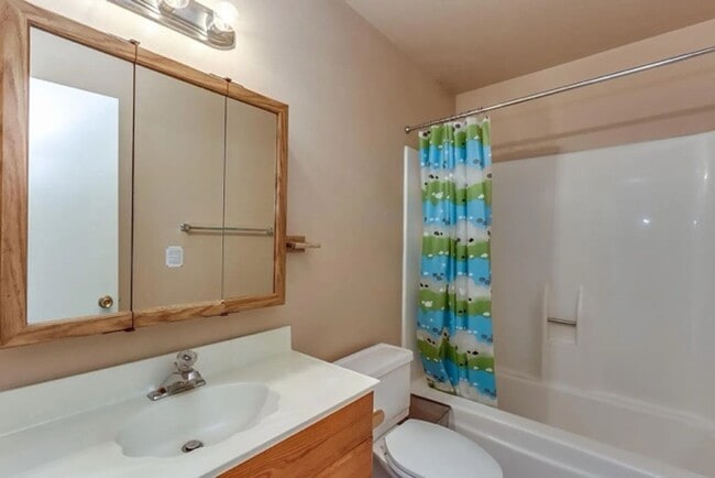 Building Photo - 5-Bed 3.5 Bath Tempe Home with Private Pool & Prime ASU Proximity