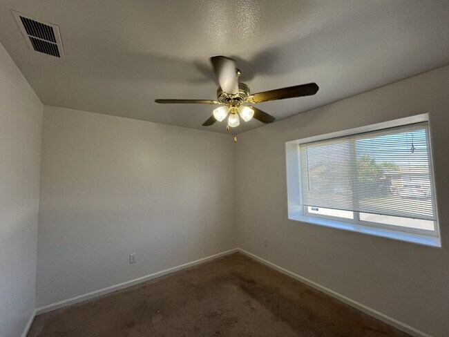 Building Photo - SAC T 1138