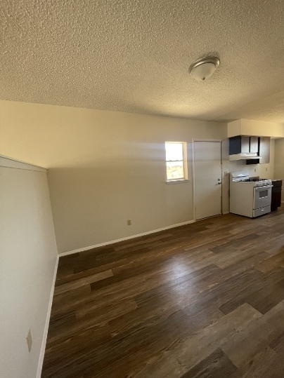 Building Photo - 10828 Cardigan Dr