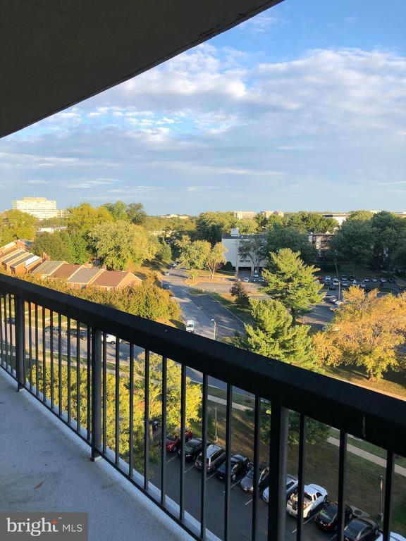 Building Photo - 7401 Westlake Terrace