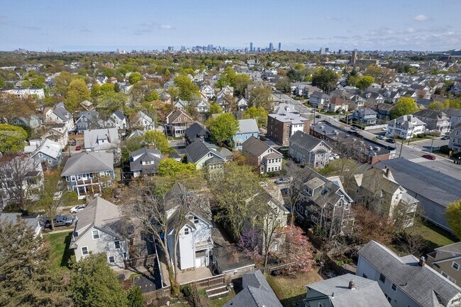 Building Photo - 8 Worcester St