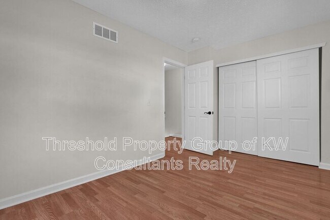 Building Photo - 3672-3678 Arnelle Road