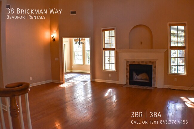 Building Photo - 38 Brickman Way