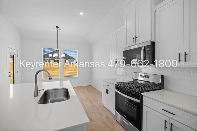 Building Photo - New construction | Taverner Crossing community in Farmington!