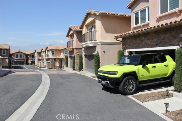 Building Photo - 15343 Lotus Cir